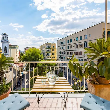 Apartman Casa Mariapia Al Vomero By Napoliapartments Nápoly