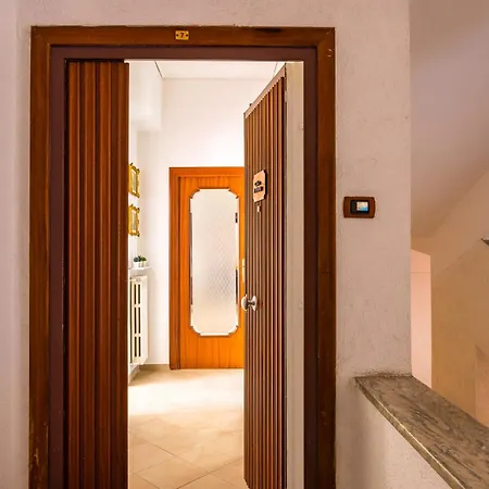 Apartman Casa Mariapia Al Vomero By Napoliapartments