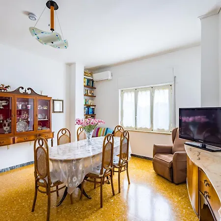 Casa Mariapia Al Vomero By Napoliapartments Apartman Nápoly