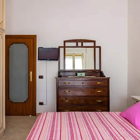 Casa Mariapia Al Vomero By Napoliapartments Apartman