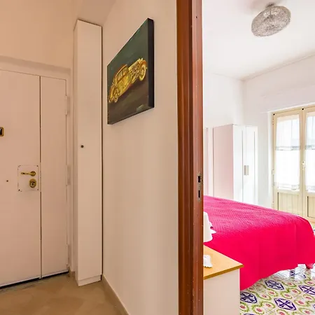 Casa Mariapia Al Vomero By Napoliapartments * Nápoly